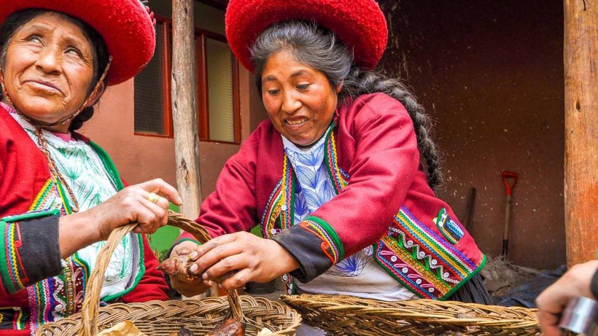 Wir bereiten gemeinsam unser Essen | © Kirsten Vogt / Chamäleon Wir bereiten gemeinsam unser Essen | © Kirsten Vogt / Chamäleon