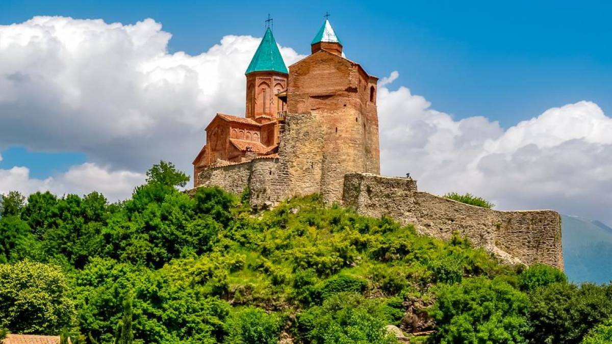 Burganlage Gremi in der Region Kakheti | © Vladislav Zolotov, iStockphoto.com / Chamäleon Burganlage Gremi in der Region Kakheti | © Vladislav Zolotov, iStockphoto.com / Chamäleon
