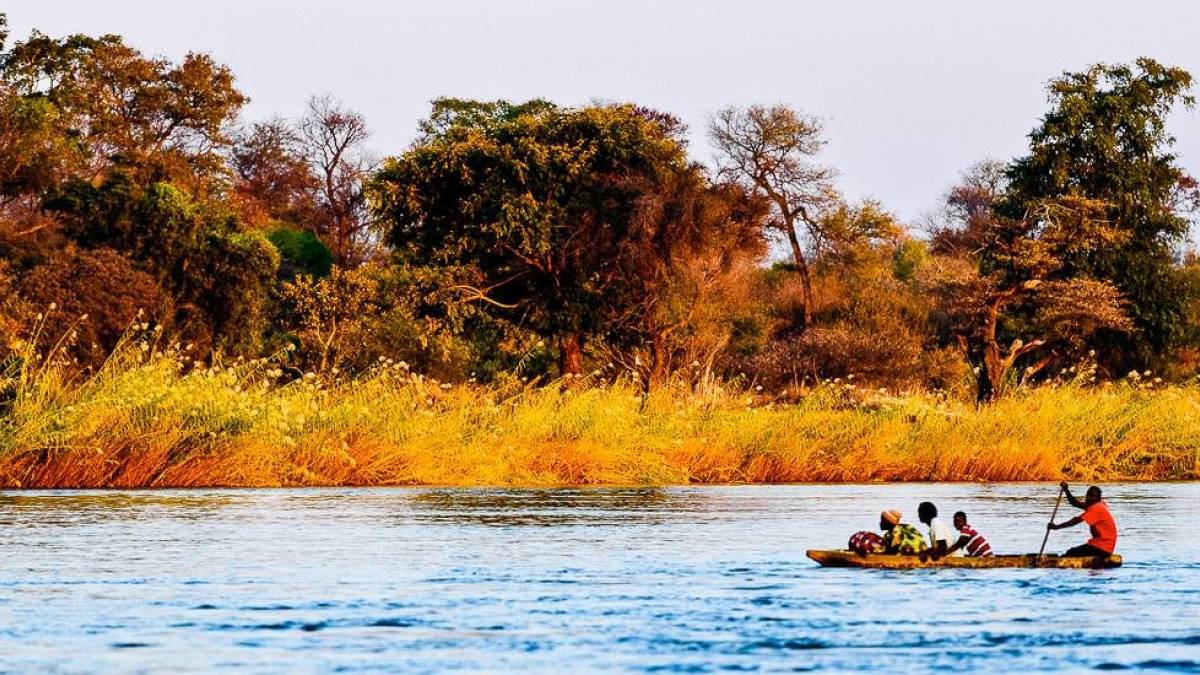 Fahrt auf dem Okavango | © Kai-Uwe Küchler, Art & Adventure / Chamäleon Fahrt auf dem Okavango | © Kai-Uwe Küchler, Art & Adventure / Chamäleon