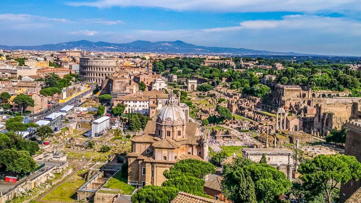 Blick auf das Forum Romanum in Rom | © Gadis Tourist Service Italia / Chamäleon Blick auf das Forum Romanum in Rom | © Gadis Tourist Service Italia / Chamäleon