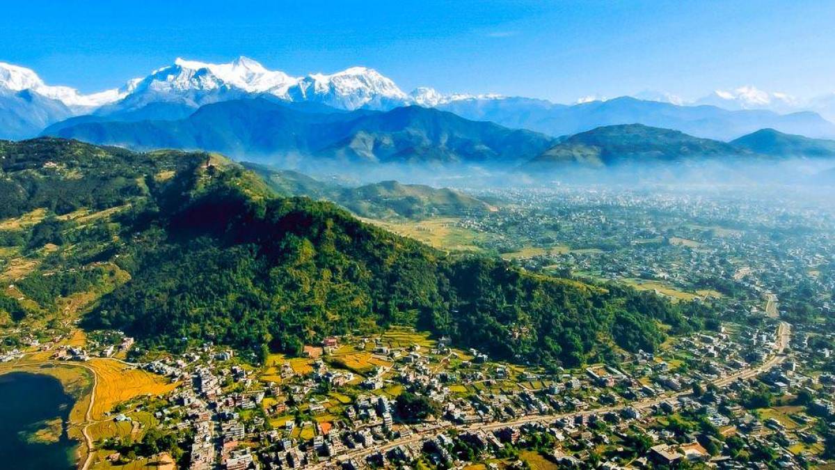 Pokhara-Panorama | © Phalano, iStockphoto.com / Chamäleon Pokhara-Panorama | © Phalano, iStockphoto.com / Chamäleon