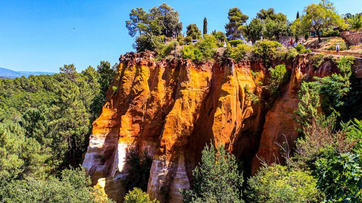 Ockerfelsen von Roussillon | © Trude55, Pixabay / Chamäleon Ockerfelsen von Roussillon | © Trude55, Pixabay / Chamäleon