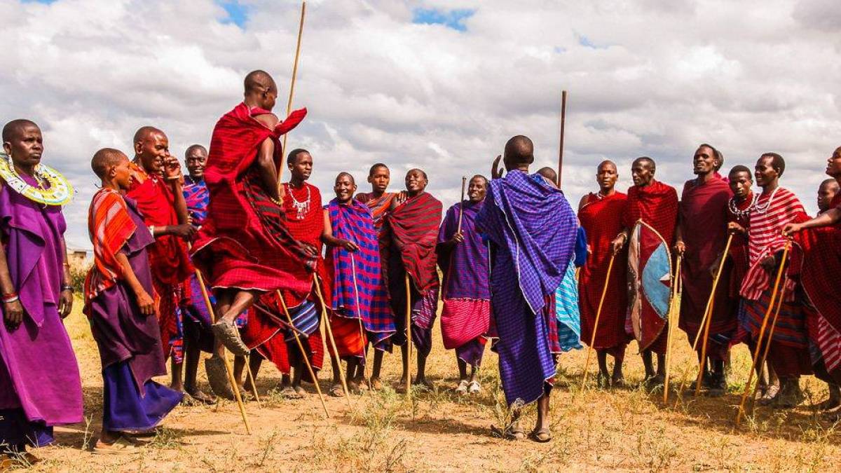 Sprungtänze der Massai | © Alexander Sass / Chamäleon Sprungtänze der Massai | © Alexander Sass / Chamäleon