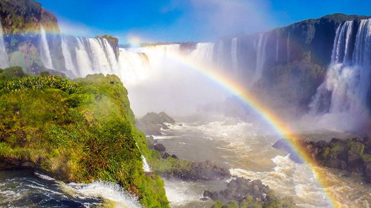 Regenbogen am Iguazu | © Ulrich Peters / Chamäleon Regenbogen am Iguazu | © Ulrich Peters / Chamäleon