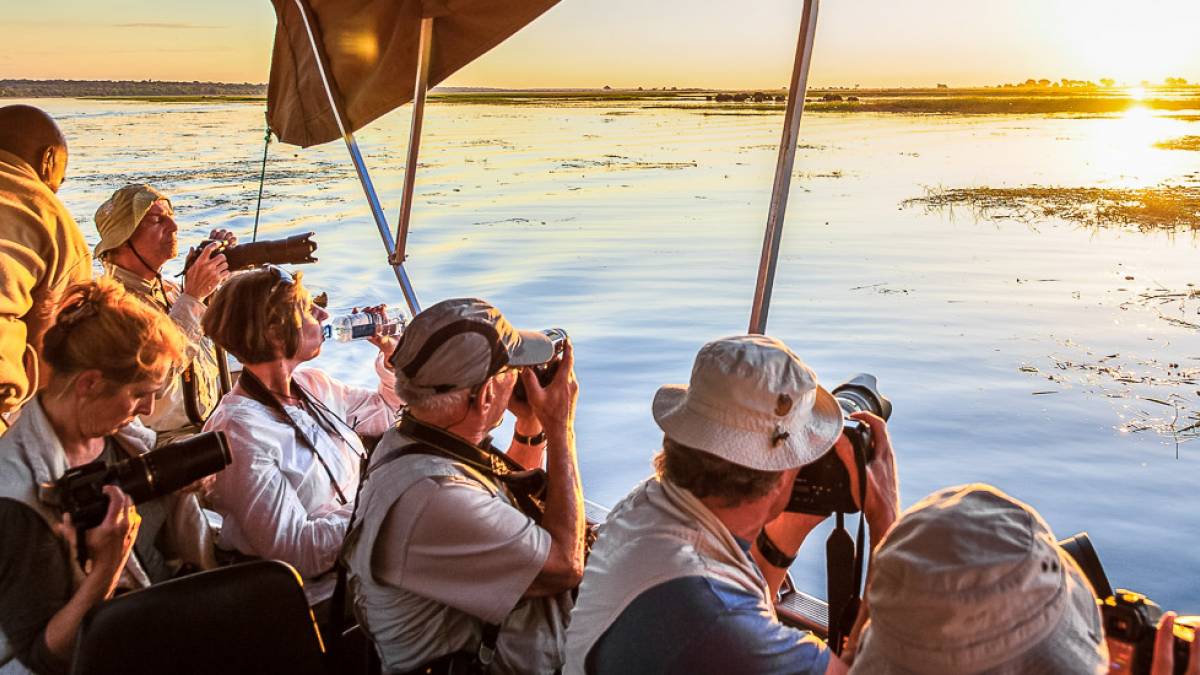 Bootsfahrt im Chobe Nstionalpark | © Kai-Uwe Küchler, Art & Adventure / Chamäleon Bootsfahrt im Chobe Nstionalpark | © Kai-Uwe Küchler, Art & Adventure / Chamäleon