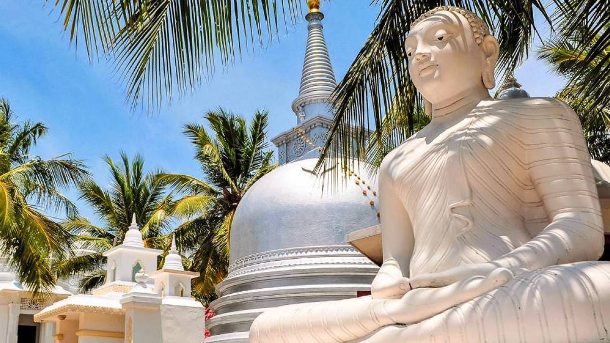 Buddhistische Stupa in Jaffna | © flocu, iStockphoto.com / Chamäleon Buddhistische Stupa in Jaffna | © flocu, iStockphoto.com / Chamäleon